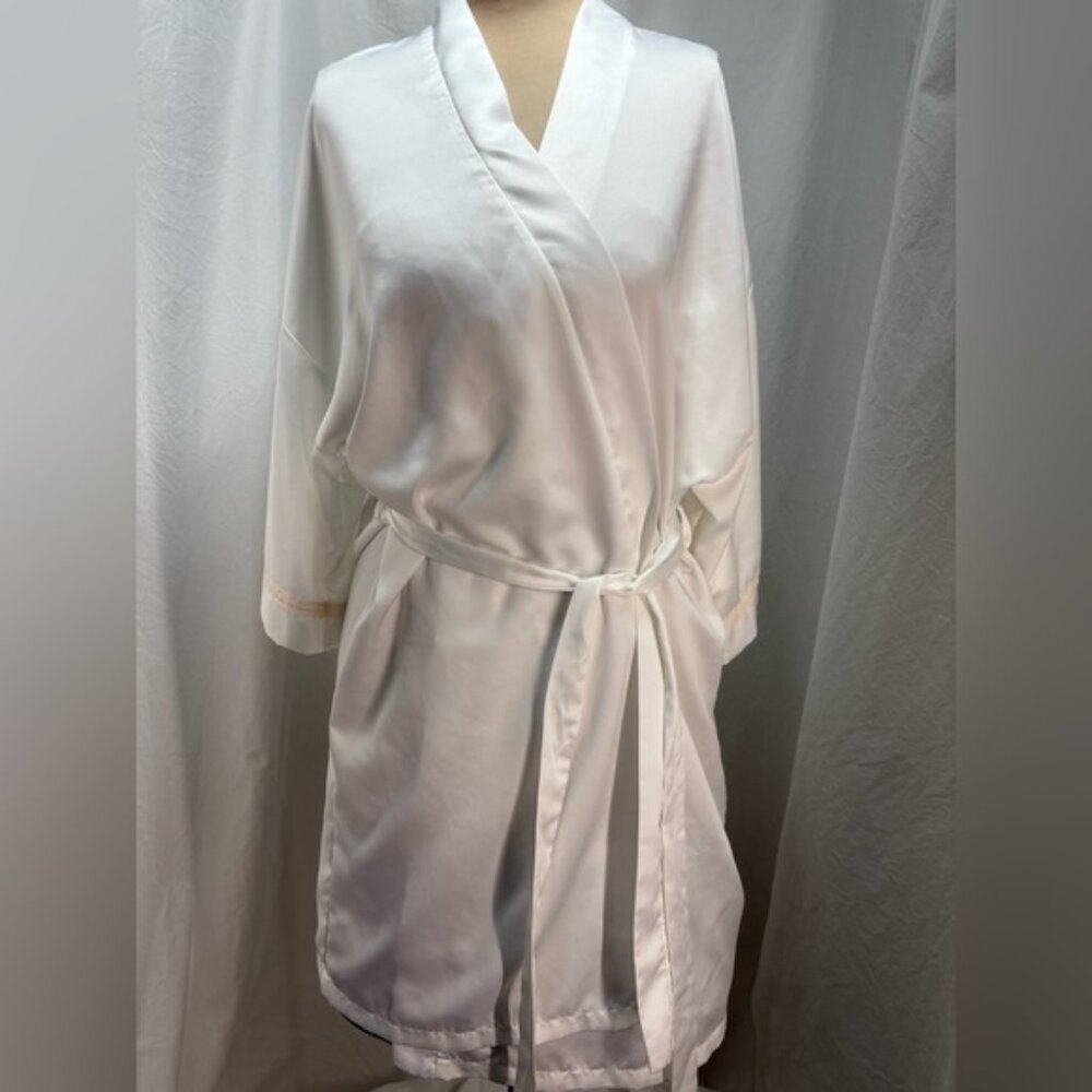 Apt. 9 White Satin “Bride” Robe Large Bridal Getting Ready Kimono Sleeve